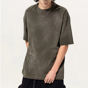 T-shirts personnalisés pour hommes 100 % coton, coupe oversize, style vintage délavé au soleil et à l'acide, longueur longue, écologiques et respirants - Product Image 1