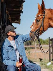 Chaqueta de Mezclilla de Invierno de Alta Calidad con Forro de Lana Interior, Transpirable y Personalizable para Hombre - Product Image 5