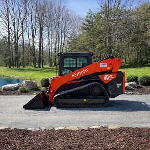 Chargeuse compacte sur chenilles Kubota SVL97-2 avec attache broyeur forestier, machine robuste pour travaux de défrichage - Product Image 5