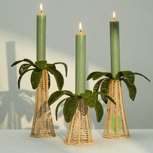 Meilleures ventes 2026 : Lanternes et pots à bougies en rotin naturel, designs OEM personnalisés, décoration palmier, faits main pour la maison - Product Image 2