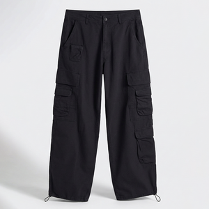 กางเกงคาร์โก้ลำลองสีดำสำหรับผู้ชาย ผ้าฝ้าย 100% แบบคลาสสิก สั่งผลิตจำนวนมากแบบ ODM พร้อมบริการติดแบรนด์และโลโก้ที่เอวตามแบบที่ต้องการ - Product Image 1