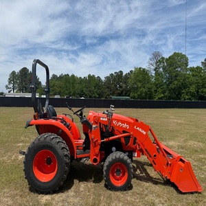 รถแทรกเตอร์ Kubota L3902 37.5 แรงม้า เครื่องยนต์ดีเซล ขับเคลื่อน 4 ล้อ พร้อมเกียร์ ปั๊ม มอเตอร์ และอุปกรณ์ครบชุด รับรองคุณภาพจากเยอรมนี ใช้งานมาแล้ว 69 ชั่วโมง ขาย - Product Image 5