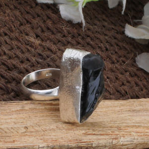 Bague Solitaire Classique Bohème Faite à la Main en Argent Sterling 925 avec Sertissage Bezel et Pierre Fumée, Certifiée Jaipur, Unisexe - Product Image 3