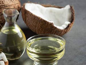 Aceite de Coco Orgánico Indio para el Crecimiento del Cabello, Hidratante para el Cuero Cabelludo, Tratamiento para un Cabello Fuerte, Saludable y Grueso - Product Image 1