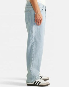 Vaqueros de mezclilla de corte holgado estilo japonés Hip Hop con puntos oscuros para hombre, tiro medio con logo bordado - Product Image 3