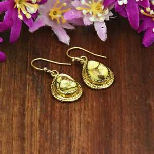 Boucles d'oreilles pendantes en argent sterling plaqué or 18 carats, motif filigrane avec pierre précieuse turquoise et dahlia miel, bijoux fins faits à la main, cadeau - Product Image 1