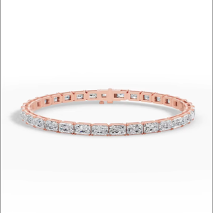 Pulsera de Diamantes Cultivados en Laboratorio con Corte Esmeralda |   Joyería de Lujo de Oro Sólido de 14K |   Elegante Regalo de Aniversario de Bodas para Mujer - Product Image 1