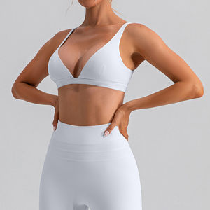 Soutien-gorge de sport simple dos nageur pour femmes grandes tailles, respirant et léger, idéal pour le yoga, la gym et l'entraînement, avec logo personnalisé sur le devant - Product Image 6
