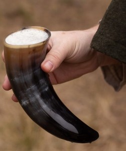 Cuerno Vikingo para Beber, Hecho a Mano con Cuerno de Buey, Vaca o Búfalo, Material de Calidad, Artículo Decorativo de Colección para Exhibición - Product Image 6