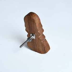 Poignées de tiroir modernes en bois faites à la main pour enfants, boutons de commode roses, poignées de porte d'armoire, tirettes de placard, utilisation en cuisine - Product Image 4