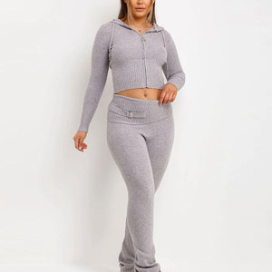Conjunto Deportivo Moderno para Mujer, Ropa Deportiva para Fitness, Conjunto Deportivo de Tacto Suave, Ajuste Cómodo - Product Image 1