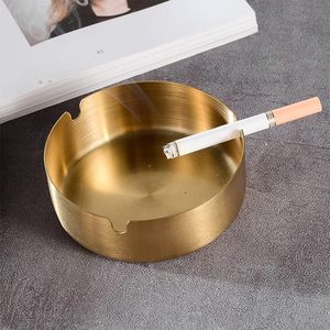 Cendrier de table rond en acier inoxydable SKI avec couvercle et poignée, logo personnalisé, sans fumée, capacité de 4 cigares, design classique, de Delhi - Product Image 6