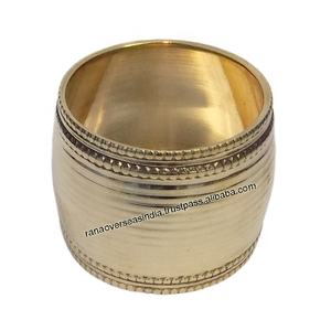 Porte-serviettes double perlé en laiton nickelé pour décoration de table de fête à prix abordable - Product Image 1