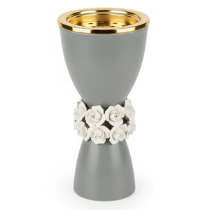 Elegante Quemador de Incienso de Metal Blanco con Diseño de Reloj de Arena, Adornado con Rosas Azules y un Borde Dorado Pulido para un Ambiente Lujoso - Product Image 4