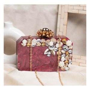 Pochette de soirée de luxe pour femmes, accessoire de mode en résine et cristal - Product Image 5