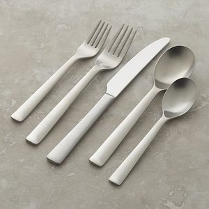 Ensemble de couverts en métal moderne haut de gamme pour table à manger, accessoires de cuisine durables et élégants, ensemble premium - Product Image 1