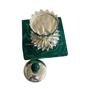 Récipient de fruits secs en métal très apprécié sur base en résine Un cadeau de qualité supérieure pour chaque célébration disponible en plusieurs modèles et tailles - Product Image 5