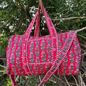 Bolsa de Viaje Acolchada de Algodón Resistente con Costuras Elegantes y Correa de Hombro Cómoda para Uso Diario - Product Image 5