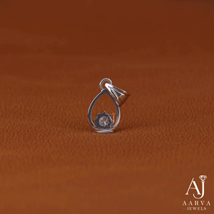 จี้โมอิสซาไนต์คุณภาพสูงสุด นาฬิกาเงินแท้ 925 ประดับด้วยหินพรีเมียม ดีไซน์ทนทาน เหมาะสำหรับแฟชั่น - Product Image 5