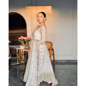 ชุดเดรสงานปาร์ตี้ลาย pent and dupatta ปักสำหรับงานพรอมดีไซน์เนอร์ - Product Image 4