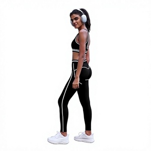 Ensemble de yoga sans couture pour femmes, haut de gamme, soutien-gorge de sport taille haute et leggings, tenue de sport 2 pièces pour la gym et les activités sportives - Product Image 4