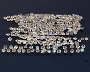 Labradorite Ronde 1,5 mm Taillée, Pierre Précieuse en Vrac, Fournisseur d'Usine, Prix Compétitif, Qualité Supérieure pour la Fabrication de Bijoux, Vente en Gros - Product Image 2
