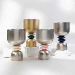 Élégant brûleur à bakhoor en métal argenté avec anneaux en résine marbrée bleue, pièce d'accentuation moderne pour la décoration de table à la maison - Product Image 6