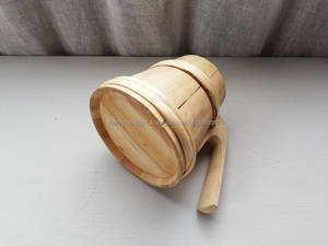 Tasse en bois vintage nordique faite à la main de grande taille de style américain cadeau d'amant de bière avec cuillère et plateau pour les fêtes - Product Image 3