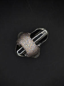 Anillo Cruzado Iced Hip Hop Baguette de Plata de Ley Bañada en Rodio con Diseño de Racimo, Anillo de Declaración que Pasa la Prueba del Diamante, Joyería de Regalo - Product Image 4