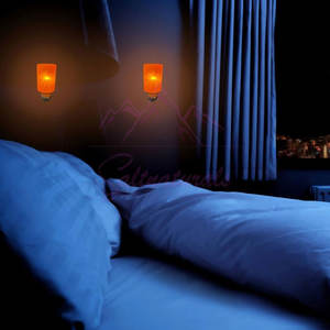 Lampe en sel de l'Himalaya de qualité supérieure, sculptée à la main, pour la décoration de la pièce. - Product Image 4