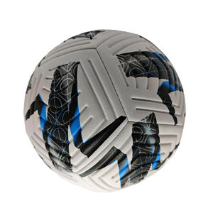 Ballon de football promotionnel fabriqué au Pakistan, couleur et logo personnalisés, respirant, confortable, pour entraînement en extérieur - Product Image 3