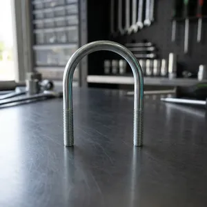 ยูโบลท์หัวหกเหลี่ยม เหล็กชุบสังกะสี คลาส 8 พร้อมน็อต 2 ตัว - Product Image 2