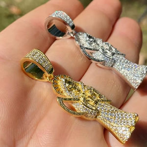 จี้เพชรแบบกำหนดเอง ซานต้า มูเอร์เต้ ยมทูต ทำจากเงินแท้ 925 ประดับเพชร - Product Image 3