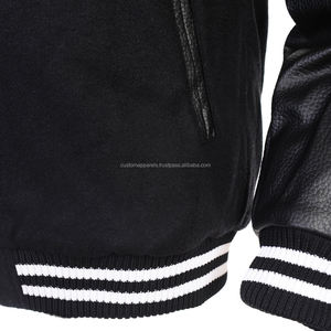 Hombres Negro Lana Varsity Chaquetas MCAVJ01 Lana de alta calidad con mangas de cuero Varsity Jacket - Product Image 3
