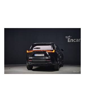 Lexus NX Premium Modelo Diciembre 2024, 18,170 km, Volante a la Izquierda, Asientos de Cuero, Cámara Trasera - Product Image 4