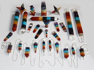 Juego de Péndulos de Cristal Pulido, Resistentes al Agua, Ovalados, de Colores Arcoíris, con los Siete Chakras, Herramientas de Sanación, Arte Feng Shui, Coleccionable - Product Image 1