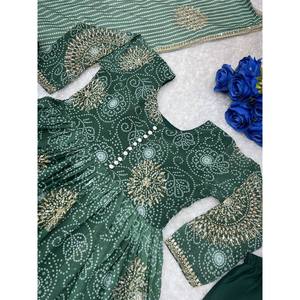 Vestido Anarkali de Diseño Artesanal con Estampado Floral, Cintura Imperio y Dupatta para Fiestas - Product Image 5