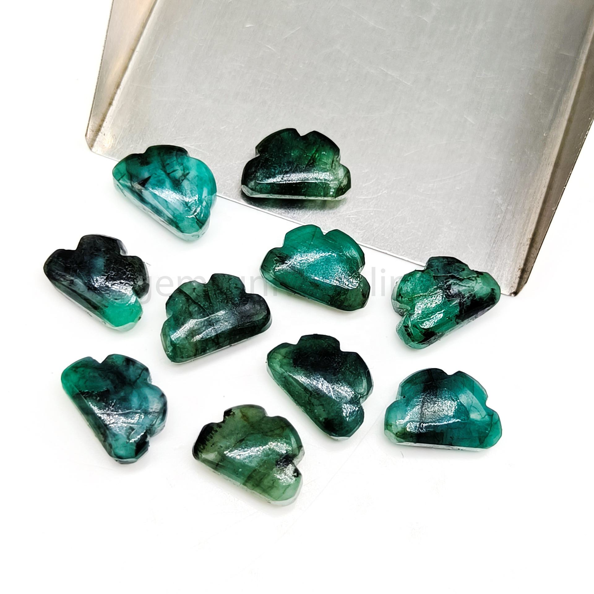 สีเขียว