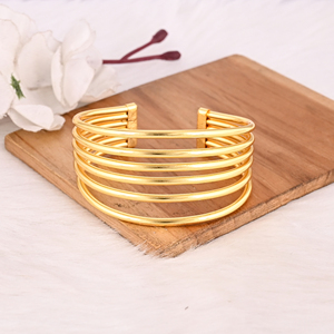 Bracelet manchette ajustable en laiton plaqué or, élégant et tendance, pour femmes et jeunes filles - Product Image 4