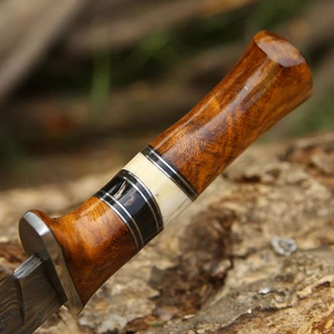 Cuchillo de caza de acero de Damasco hecho a mano al por mayor, personalizado con mango de madera, para supervivencia al aire libre, camping y pesca, con funda. - Product Image 3