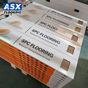 Suelo SPC de Alta Resistencia para Oficina Comercial, Resistente al Agua y al Desgaste, con Recubrimiento UV, Sistema de Bloqueo por Clic, en Tamaños de 6''x36'', 7''x48'' y 9''x60'' - Product Image 1