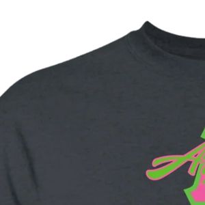 Camiseta Gráfica Personalizada de Manga Corta Color Gris Carbón con Diseño Impreso en la Parte Delantera, Cuello Redondo, Estilo Casual Urbano para Hombre y Mujer - Product Image 2
