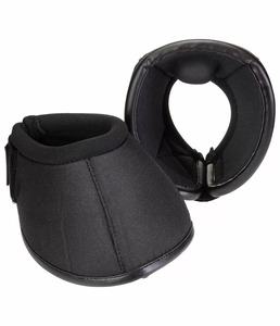 Bottes de transport pour chevaux en cuir synthétique noir, style sport, personnalisées et professionnelles, avec protection des clochettes pour la sécurité des jambes - Product Image 1