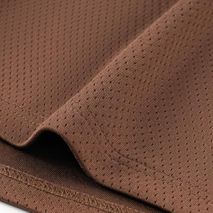 Pantalones cortos deportivos transpirables de malla para hombre, con cordón en la cintura, de secado rápido, para correr, en venta en línea. - Product Image 4