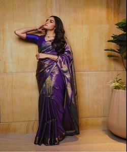 Sari de Seda Morado, Estilo Banarasi, con Borde Dorado, Vestido Largo para Mujer, Traje Tradicional Indio para Bodas - Product Image 2