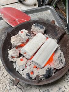 Charbon de bois naturel hexagonal extra large professionnel pour barbecue, exporté du Vietnam, idéal pour les grils, restaurants et poulet - Product Image 6