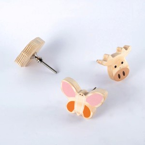 Boutons de tiroir décoratifs en bois de pin durable pour enfants, poignées de commode en forme de papillon pour meubles de chambre d'enfant, vente en gros - Product Image 3