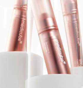 Sérum COLLAGEN GLOW BOOSTER medicube : Hydratation intense, éclat renforcé, peau ferme, amélioration de l'éclat, réduction des ridules - Product Image 3