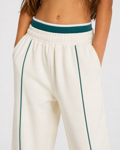 Ensemble de survêtement personnalisé OEM pour filles, survêtement en molleton surdimensionné pour enfants, ensemble sweat à capuche et pantalon de jogging pour filles, survêtements décontractés pour enfants - Product Image 3