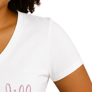 Camiseta Blanca con Cuello en V para Mujer, Diseño de Letras Cursivas Brillantes, Ropa Casual para el Día a Día, Estilo Urbano, Cómoda, a la Moda - Product Image 3